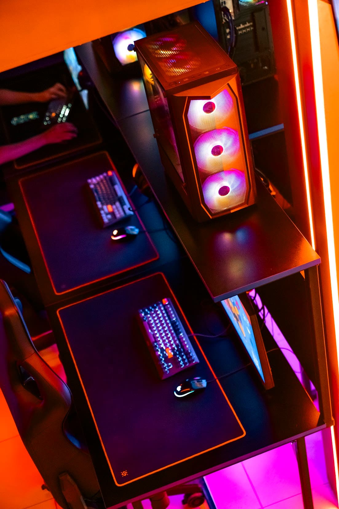 Standard gaming zone with rows of PCs at Mercury Cyber Club